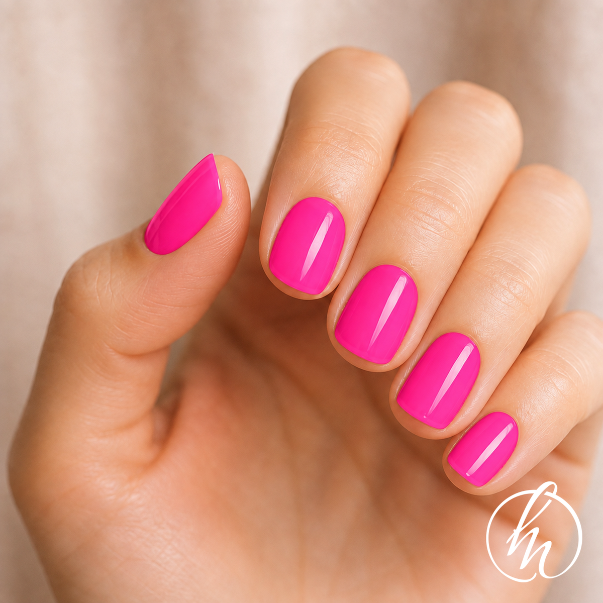 NG200084-hot-pink-lifestyle-v1