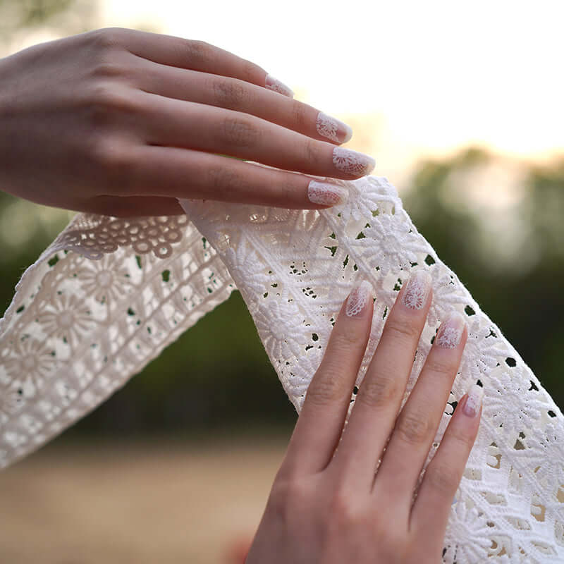 Delicate Lace Gel