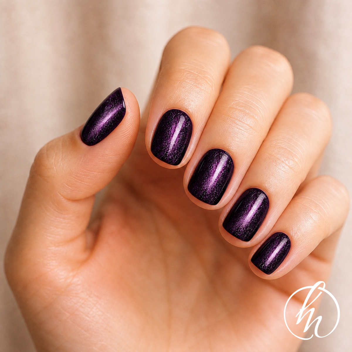 NG200775-amethyst-diamond-gel-lifestyle-v1