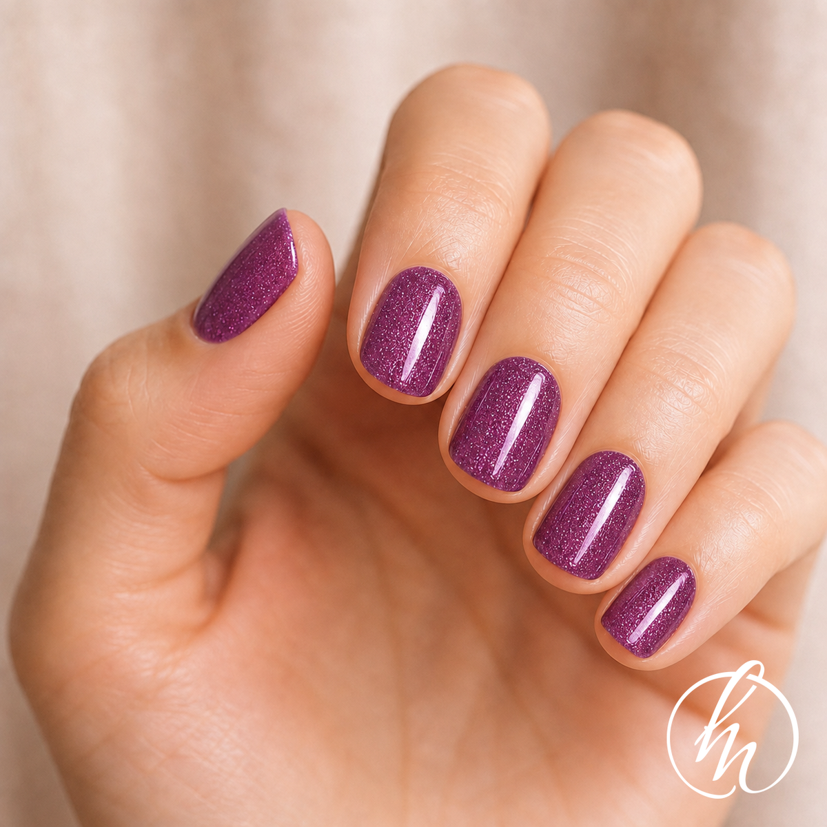 NG200227-periwinkle-glitter-lifestyle-v3