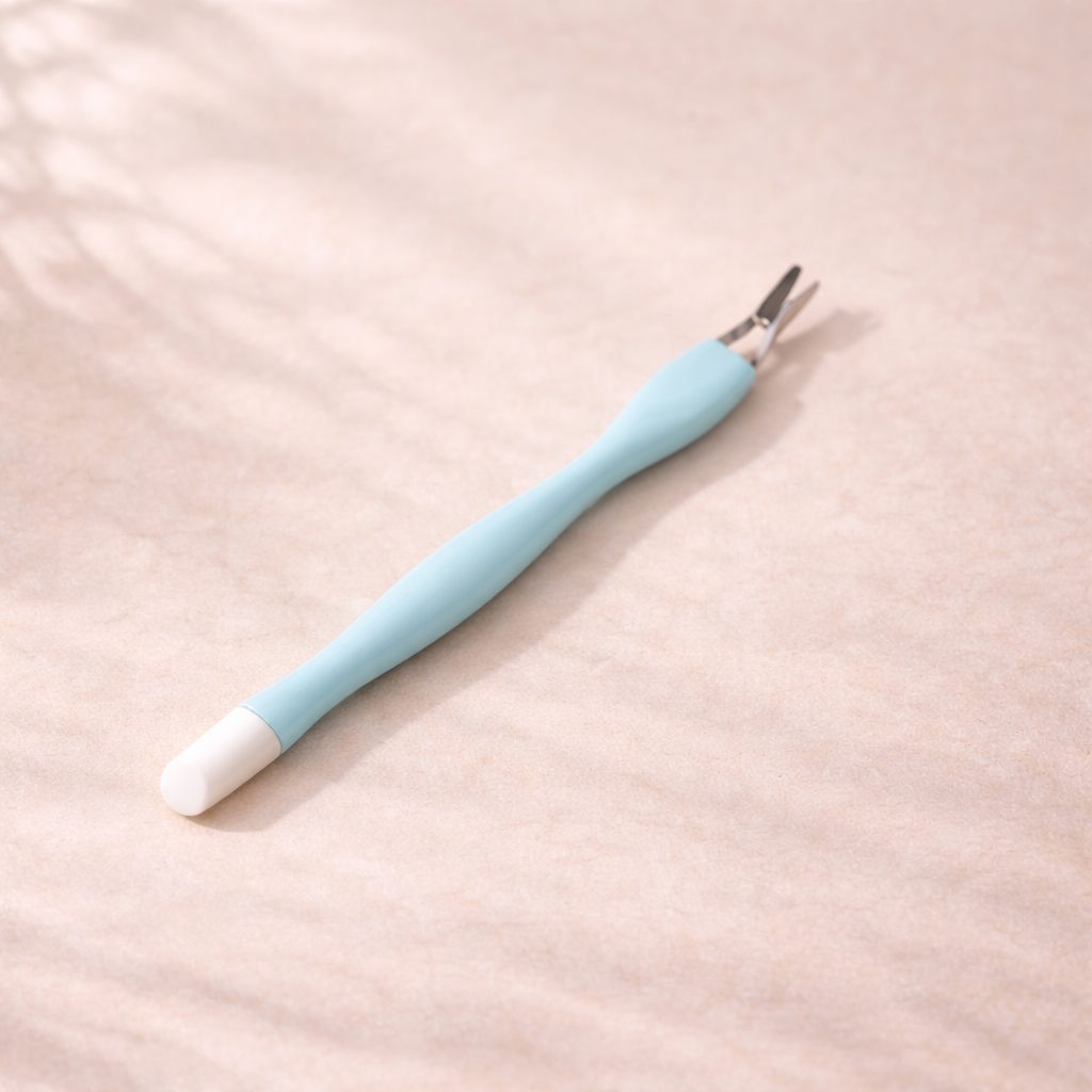 Cuticle Pusher/ Fork - for application and nail conditioning